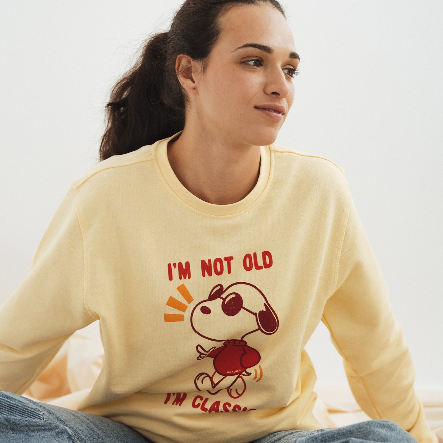 I'm not old Sweatshirt Lite